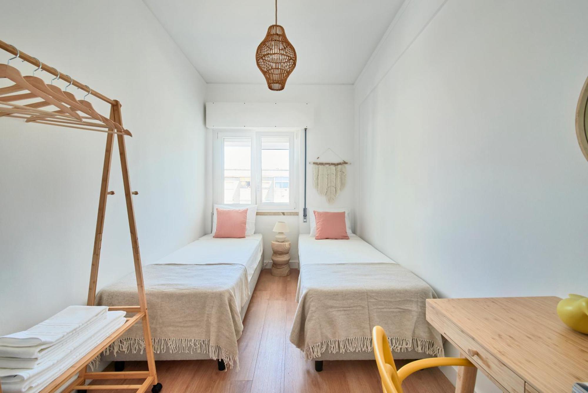 Sunset Bay View, Renovated Apt, By Timecooler Setubal Ngoại thất bức ảnh